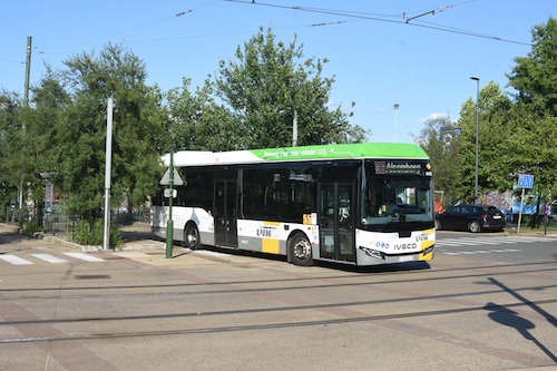 IVECO BUS acelera transição energética na Bélgica com a entrega de 134 CROSSWAY LOW ENTRY ELEC