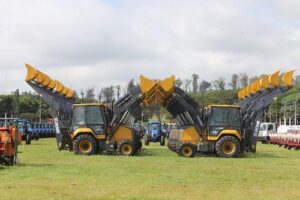 SP fortalece prefeituras com entrega de 304 maquinários e investimento de R$86 milhões para o interior do estado