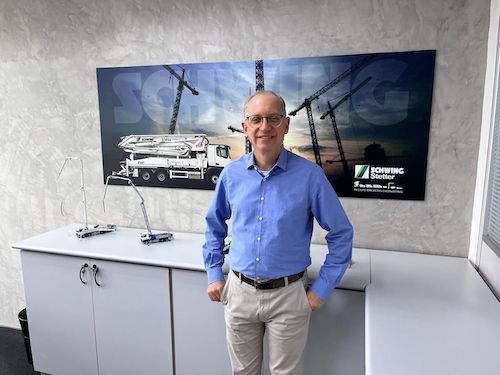 SCHWING-Stetter lança Auto Bomba XS37 na Paving 2025