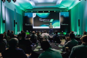 Pressão crescente de lagartas, percevejos e invasoras resistentes como caruru e pé-de-galinha reforça a importância do manejo integrado e de soluções de alto desempenho no campo