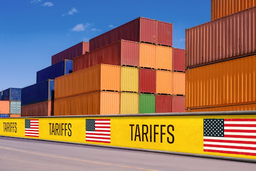 Brasil pode beneficiar mais US$ 7,8 bilhões em exportações caso negociação com os EUA avance, aponta CNI 