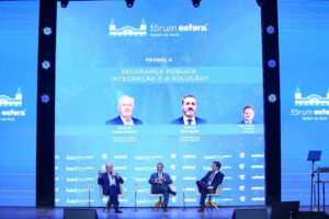 Fórum Esfera discute legado da COP30, relevância do Brasil na transição energética global e impacto das novas tecnologias no ambiente