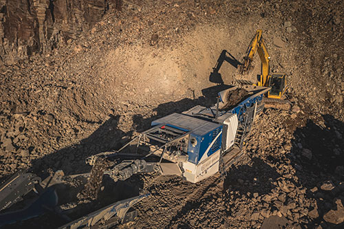 MOBICAT MC 110 EVO2: O EFICIENTE PRESTADOR DE SERVIÇOS