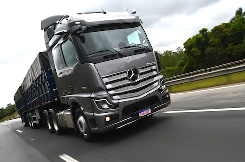Actros Evolution 2653 é destaque na Gincana do Caminhoneiro em Aparecida de Goiânia