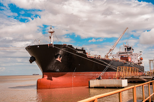 Portos da região Nordeste têm maior volume de movimentação de cargas desde 2021