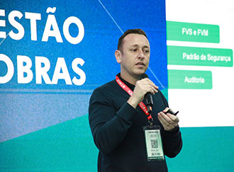 Digitalização do canteiro de obras: um guia prático para gestores que buscam eficiência