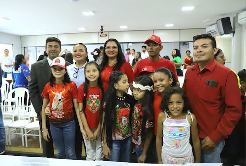  Super Terminais anuncia apoio aos projetos sociais dos Bois Caprichoso e Garantido