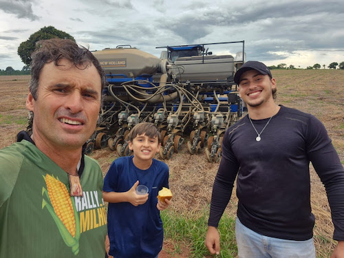 Sucessão familiar no agronegócio acompanha avanços da tecnologia e prepara novas gerações para o futuro no campo