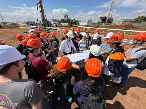 Da sala de aula ao canteiro: 70 alunos da UFSCar acompanham obra completa do Grupo ADN em projeto inédito