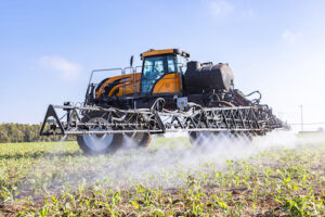 Valtra orienta como escolher o pulverizador ideal para cada tipo de lavoura
