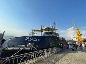 GWM apresenta primeiro barco a hidrogênio da América Latina durante a COP30 Espaço criado por GWM Hydrogen, Grupo Náutica, JAQ e Itaipu Parquetec reúne experiências, eventos e soluções inovadoras em energia limpa Barco a hidrogênio evidencia atuação global da GWM em soluções sustentáveis Participação da montadora na COP30 reforça presença institucional e desenvolvimento de tecnologias limpas