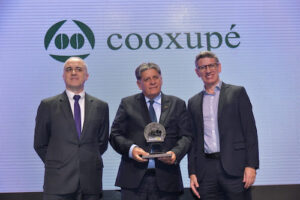 Cooxupé é eleita campeã em Sustentabilidade no Prêmio Melhores do Agronegócio 2025