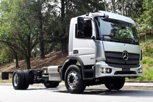 Caminhões Mercedes-Benz Atego 1719 e Accelo 917 conquistam o Prêmio Mobilidade Estadão 2026