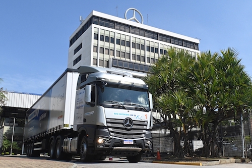 Mercedes-Benz entrega 20 toneladas de alimentos para o comitê da ONG Ação da Cidadania em Belém