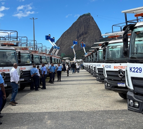 Colares Linhares amplia frota de caminhões Mercedes-Benz Accelo e Atego para manejo e poda de árvores na cidade do Rio de Janeiro