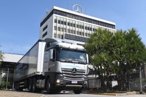 Rota Sustentável COP 30 registra redução de 99% nas emissões de gases de efeito estufa nos testes com biocombustível 100% em motores Mercedes-Benz Euro 6
