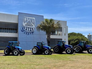 New Holland e Universidade do Agro firmam parceria para impulsionar capacitação e inovação no campo