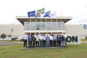 Randon recebe clientes em Araraquara para troca estratégica sobre mercado e produtos