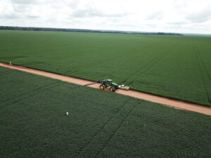 Atenção à inoculação e nutrientes no sulco de plantio