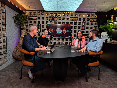 Consevitis-RS grava nova temporada do podcast Vai de Vinho Brasileiro