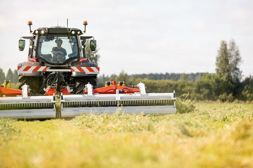 Como a combinação de tratores torna o dia a dia de trabalho no campo mais eficiente