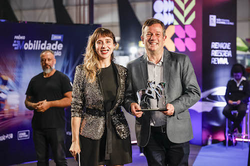 Volvo conquista Prêmio Mobilidade Estadão 2026, nas categorias Caminhão Pesado e Caminhão do Estradão