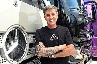 Monfredini Transportes compra 50 caminhões extrapesados Actros Evolution 2045, os primeiros Mercedes-Benz de sua frota