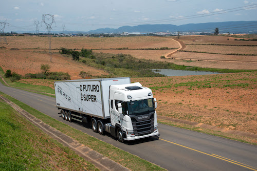 Casa Scania Cotrasa reinaugura filial de Guarapuava com o dobro da capacidade