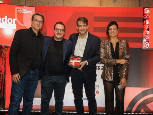 Case IH vence Prêmio Automotive Business 2025 na categoria Transição Energética