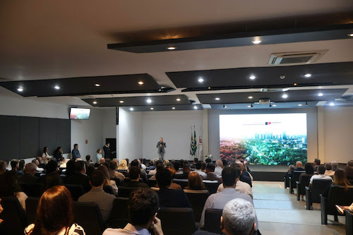 Governo de SP lança programa Cidades Inteligentes para apoiar municípios com soluções tecnológicas inovadoras