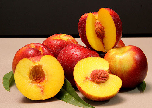  Embrapa lança nova nectarina, de vermelho intenso, para ciclo médio de produção