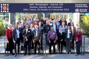 Estudos brasileiros com herbicida considerado cancerígeno indicam sua presença na água da chuva e em rios Cassiana Montagner, líder do projeto temático Plast-Agrotox, participou de reclassificação do potencial carcinogênico da atrazina