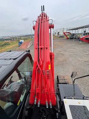 Como a hidráulica inteligente transforma performance e consumo nas escavadeiras