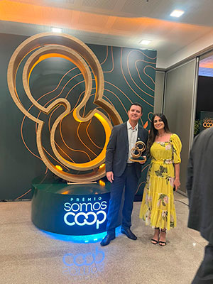 Expocacer conquista Prata no Prêmio SomosCoop Excelência em Gestão em sua estreia na premiação