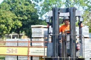 Oportunidades de emprego: empresa de construção civil abre 150 vagas em diversas regiões do Brasil