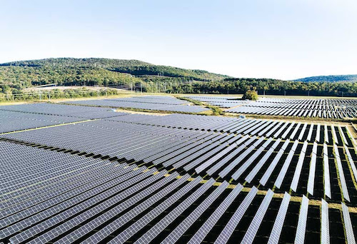 Com 11,4 gigawatts adicionados em 2025, setor de energia solar projeta expansão com abertura do mercado de baterias em 2026