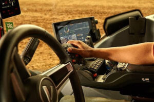 Clima adverso: Como os maquinários da Valtra otimizam o plantio do milho safrinha durante janelas apertadas