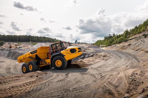 Volvo CE lança nova geração do A60, o maior caminhão articulado do Brasil