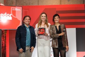 04/12/2025 ZF é destaque duplo no Prêmio Automotive Business 2025