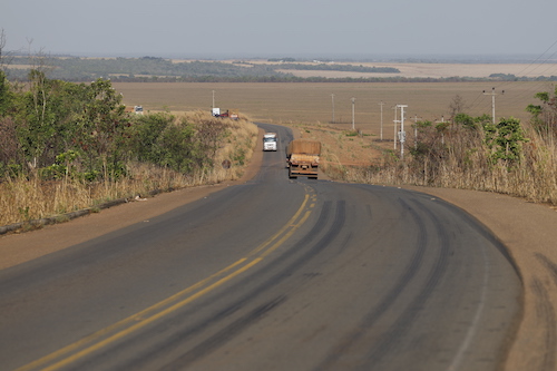 Mudança em concessões estudada pela ANTT pode ampliar uso de pavimentos mais duráveis nas rodovias brasileiras