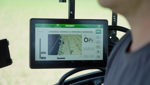 Fendt e PTx Trimble desenvolvem sistema de controle de ervas daninhas com uso de inteligência artificial