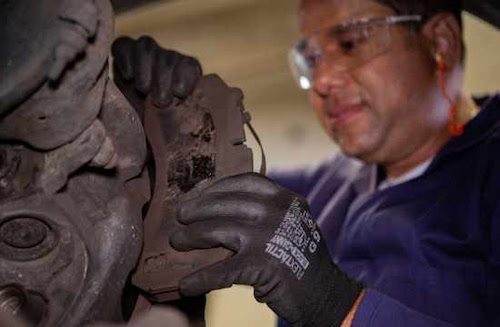Fatores que podem levar o freio do caminhão a perder eficiência