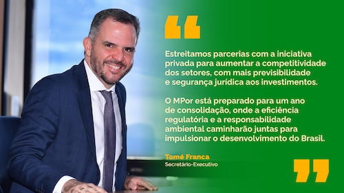No âmbito do REIDI, a pasta aprovou projetos que somam um valor total de investimentos de R$ 10,73 bilhões em 2025. Este montante representa um salto significativo em relação aos anos anteriores, superando os R$ 10,22 bilhões de 2024 e consolidando uma curva de crescimento contínua desde 2019. Entre os principais beneficiados está o Terminal Graneleiro da Babitonga (SC), com investimento de R$ 2,2 bilhões, e o Terminal Multimodal de Grãos e Fertilizantes no Porto de Santos (SP), com aporte de R$ 2,5 bilhões. Ainda mais expressiva foi a emissão de debêntures incentivadas. O mecanismo de financiamento atingiu o valor recorde de R$ 13,4 bilhões em projetos enquadrados em 2025. O setor aéreo liderou essa frente, com o Bloco de 11 Aeroportos do Brasil S.A. projetando R$ 9,1 bilhões em investimentos em obras. Do total de debêntures, a aviação captou R$ 10,3 bilhões, enquanto o setor portuário respondeu por R$ 3,1 bilhões. Navegue Simples: Desburocratizar para descomplicar Respondendo a uma demanda histórica do setor por menos burocracia, a Secretaria Executiva avançou com o programa Navegue Simples. Definido como um programa estratégico permanente, ele focou em medidas de desburocratização e simplificação das outorgas portuárias para melhorar a eficiência operacional e fortalecer a integração digital no setor marítimo. O programa visa acelerar processos administrativos, tornando-os mais ágeis, seguros e transparentes.