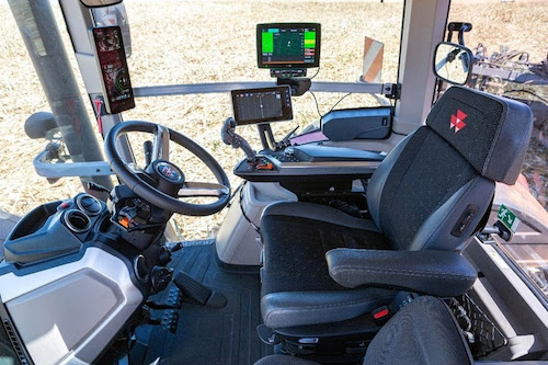 Ergonomia e automação em máquinas agrícolas reduzem esforço físico e aumentam bem-estar no campo 