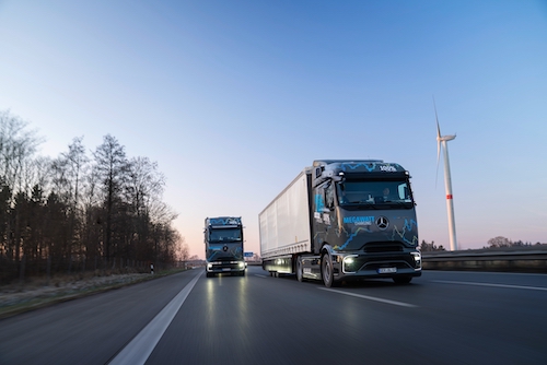 Teste de resistência de longa distância com carregamento em megawatts: Mercedes Benz Trucks envia eActros 600 da Alemanha para a Suécia