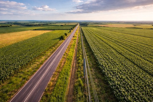 Infraestrutura de conectividade e resiliência operacional: por que o agro brasileiro depende cada vez mais das redes