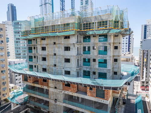 Sistema de parede de concreto amplia produtividade e eficiência nos canteiros de obras 