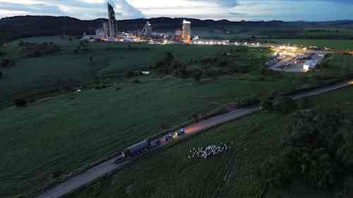 Novo moinho chega à fábrica da Votorantim Cimentos em Edealina (GO)
