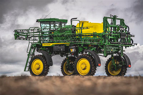 John Deere inaugura fábrica de Canoas (RS) para produção de novo pulverizador