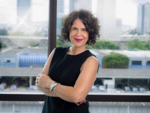 Conselho Diretor da ABBI dá posse à nova diretoria para o biênio 26-28 Deia Vilela (IFF) e Miguel Sieh (Suzano) terão a missão de conduzir a entidade em discussões ligadas à bioeconomia, inovação e patentes